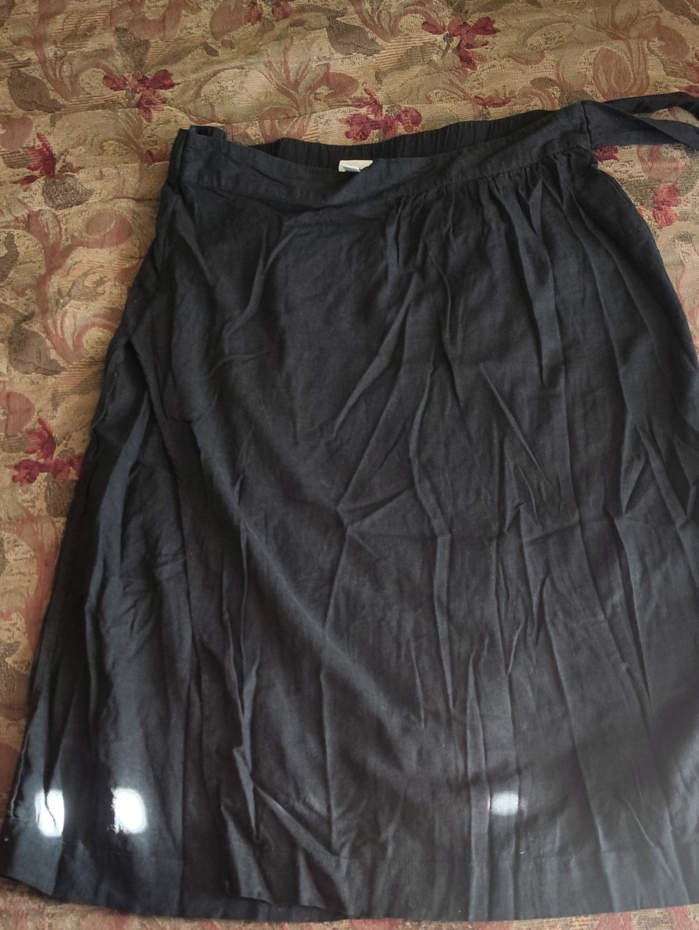 Women’s Black A-Line Faux-Wrap Midi Skirt